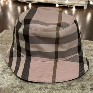 burberry pink check print bucket hat